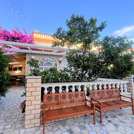 Bed & Breakfast Rab Palit 外观 照片