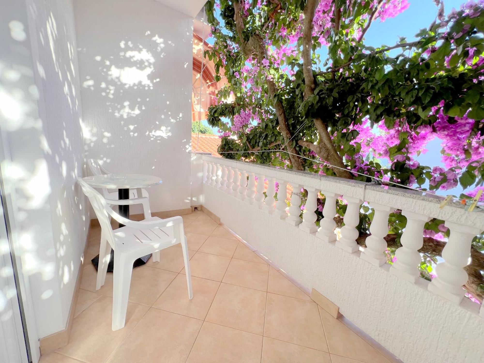 Bed & Breakfast Rab Palit 外观 照片